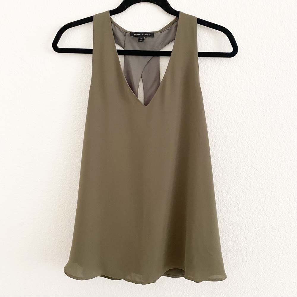 Banana Republic Sleeveless Olive Green Lined Top Size S